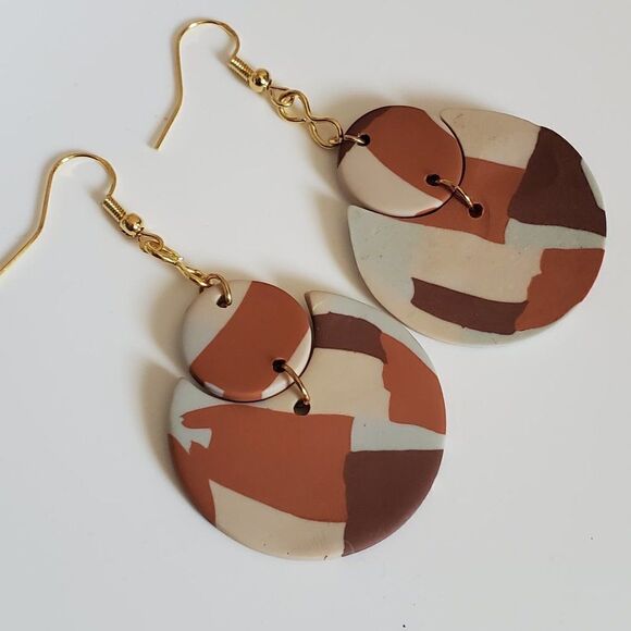 Round faux leather earring - Handmade (NEW) - Picture 2 of 4